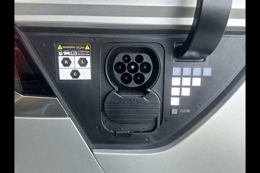 Hyundai IONIQ 5 Lounge 77kWh SOH 100%| NIEUWE AUTO 45KM!!| VAN €60.000,- NU VOOR SLECHTS €45.877,- Uw LENTEVOORDEEL €14.123,-| ELEK. STOELEN MET MEMORY| WARMTEPOMP| BOSE AUDIO| HEAD-UP DISPLAY| STOELVERWARMING+ VENTILATIE| ACHTERBANK VERWARMD| SUPER COMPLEET!|