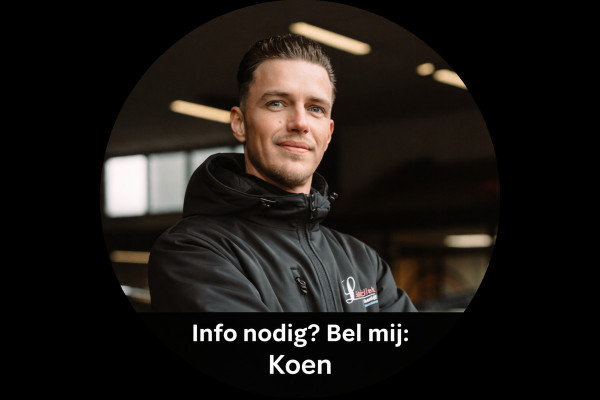 Opel Corsa 1.2 BLACK Edition - Navigatie / Apple CarPlay I Airco I PDC I Sport velgen I Dealer onderhouden