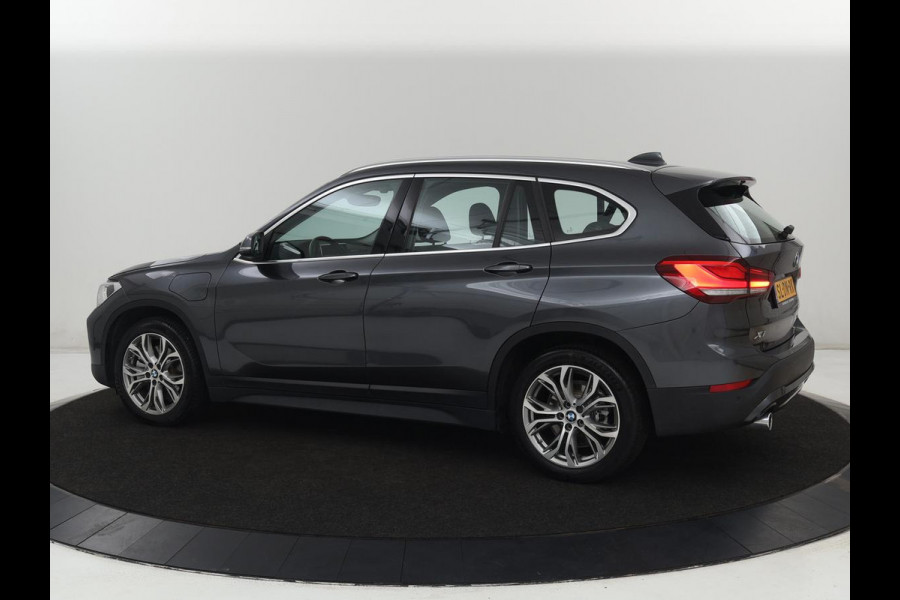 BMW X1 xDrive 25e Executive | Camera | Navigatie | Climate control | Full LED | 18'' | Cruise control | DAB | Bluetooth | PHEV | Plug In