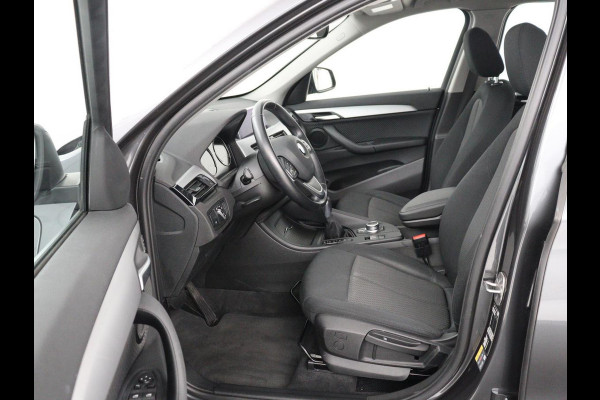 BMW X1 xDrive 25e Executive | Camera | Navigatie | Climate control | Full LED | 18'' | Cruise control | DAB | Bluetooth | PHEV | Plug In