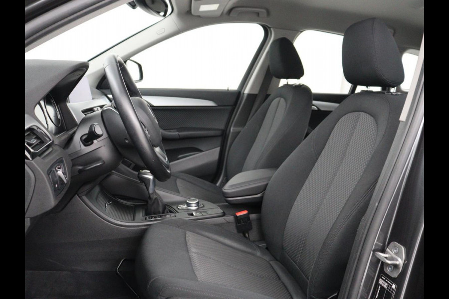 BMW X1 xDrive 25e Executive | Camera | Navigatie | Climate control | Full LED | 18'' | Cruise control | DAB | Bluetooth | PHEV | Plug In