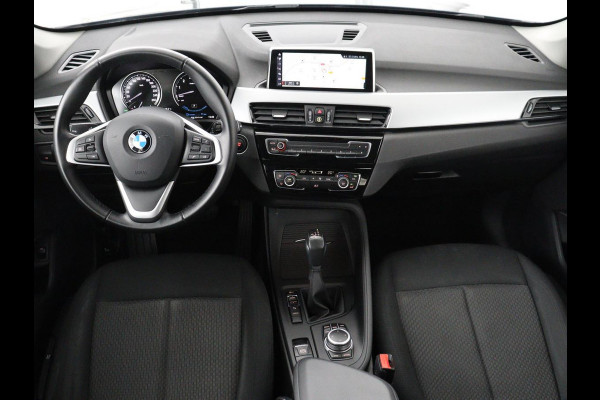 BMW X1 xDrive 25e Executive | Camera | Navigatie | Climate control | Full LED | 18'' | Cruise control | DAB | Bluetooth | PHEV | Plug In