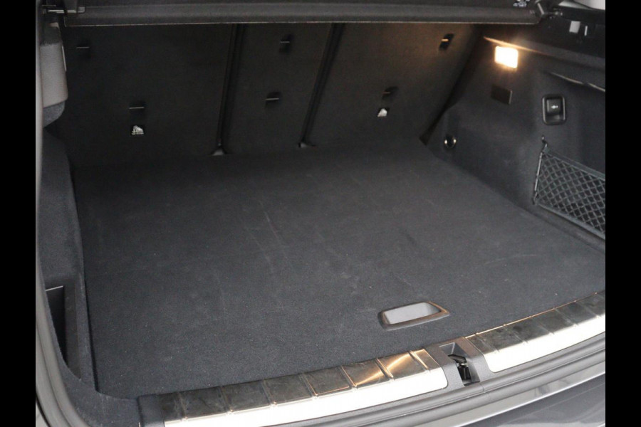 BMW X1 xDrive 25e Executive | Camera | Navigatie | Climate control | Full LED | 18'' | Cruise control | DAB | Bluetooth | PHEV | Plug In