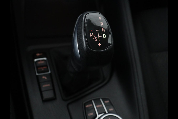 BMW X1 xDrive 25e Executive | Camera | Navigatie | Climate control | Full LED | 18'' | Cruise control | DAB | Bluetooth | PHEV | Plug In