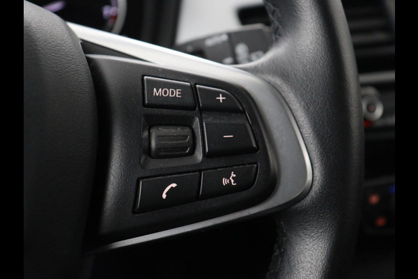 BMW X1 xDrive 25e Executive | Camera | Navigatie | Climate control | Full LED | 18'' | Cruise control | DAB | Bluetooth | PHEV | Plug In