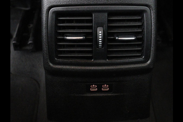 BMW X1 xDrive 25e Executive | Camera | Navigatie | Climate control | Full LED | 18'' | Cruise control | DAB | Bluetooth | PHEV | Plug In