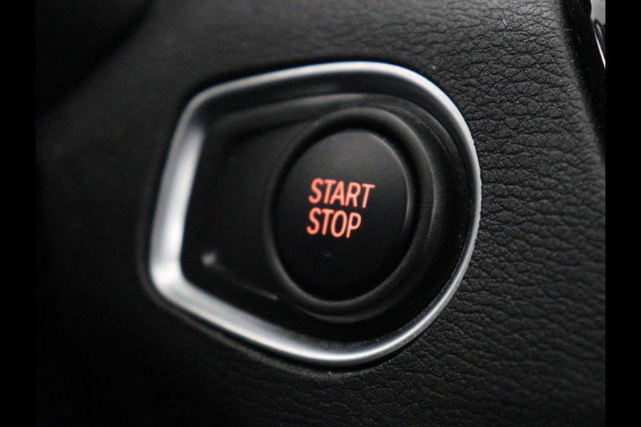 BMW X1 xDrive 25e Executive | Camera | Navigatie | Climate control | Full LED | 18'' | Cruise control | DAB | Bluetooth | PHEV | Plug In