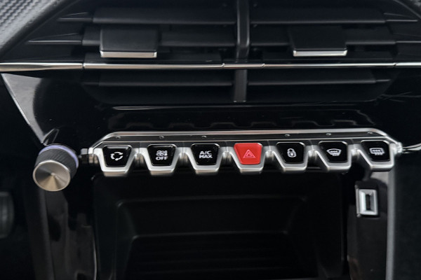 Peugeot 208 1.2 PureTech Active Pack (TREKHAAK, SENSOREN, BLUETOOTH, NAVIGATIE)