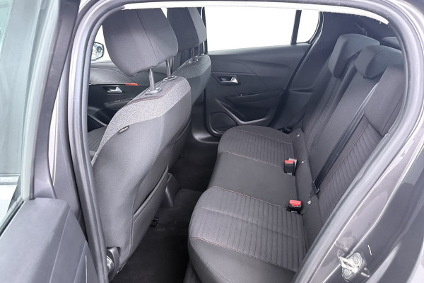 Peugeot 208 1.2 PureTech Active Pack (TREKHAAK, SENSOREN, BLUETOOTH, NAVIGATIE)