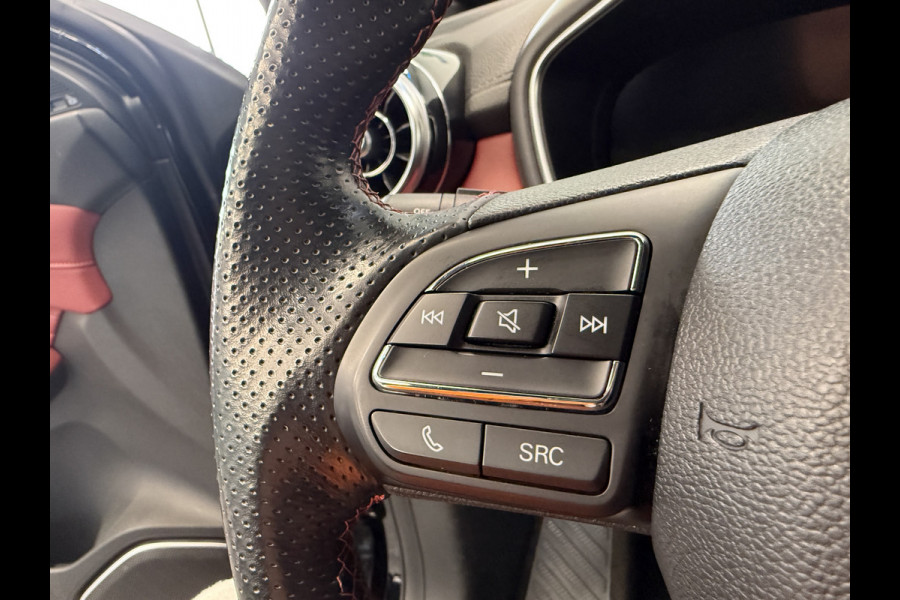 MG EHS 1.5 TGDI Luxury Panoramadak ACC PDC Carplay 360 Camera ! 2e Paasdag geopend van 12.00 tot 17:00u !