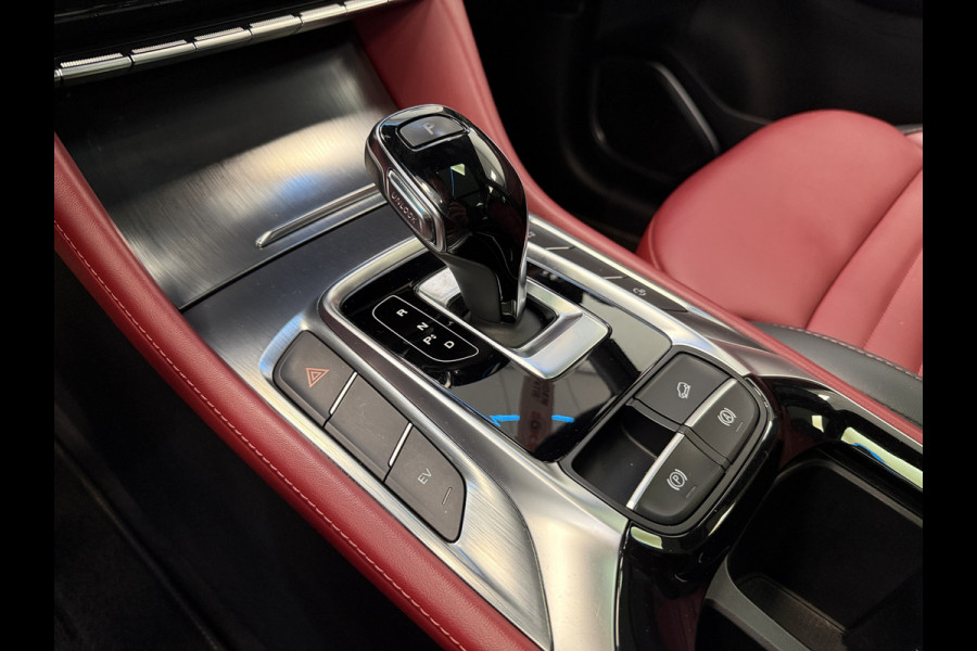 MG EHS 1.5 TGDI Luxury Panoramadak ACC PDC Carplay 360 Camera ! 2e Paasdag geopend van 12.00 tot 17:00u !