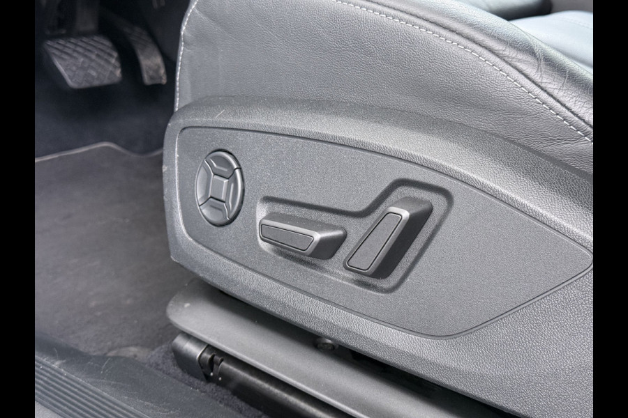Audi Q4 e-tron 50 Quattro 300pk 82kWh BOMVOL Leer SONOS®-Hifi Navi Camera Adap.Cruise Elek.Stoelen+Memory+Verwarming Apple Carplay Android Auto SOH 95%Launch Ed. Advanced Plus DAB Matrix LED Lmv  € 76.000 nieuw 1e Eigenaar Origineel Nederlandse Auto Dealeronderhouden