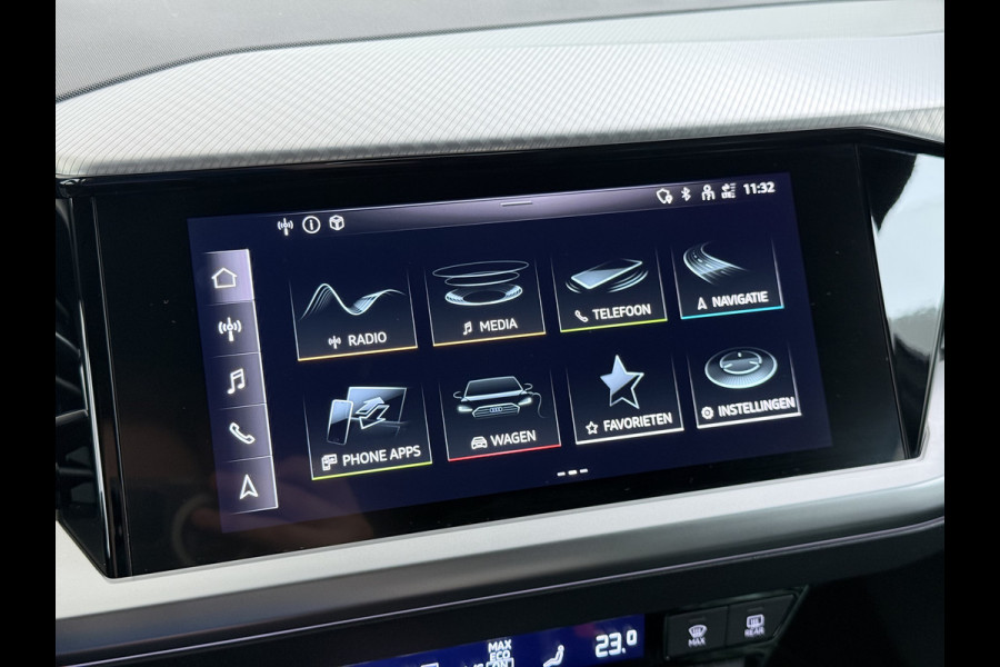 Audi Q4 e-tron 50 Quattro 300pk 82kWh BOMVOL Leer SONOS®-Hifi Navi Camera Adap.Cruise Elek.Stoelen+Memory+Verwarming Apple Carplay Android Auto SOH 95%Launch Ed. Advanced Plus DAB Matrix LED Lmv  € 76.000 nieuw 1e Eigenaar Origineel Nederlandse Auto Dealeronderhouden