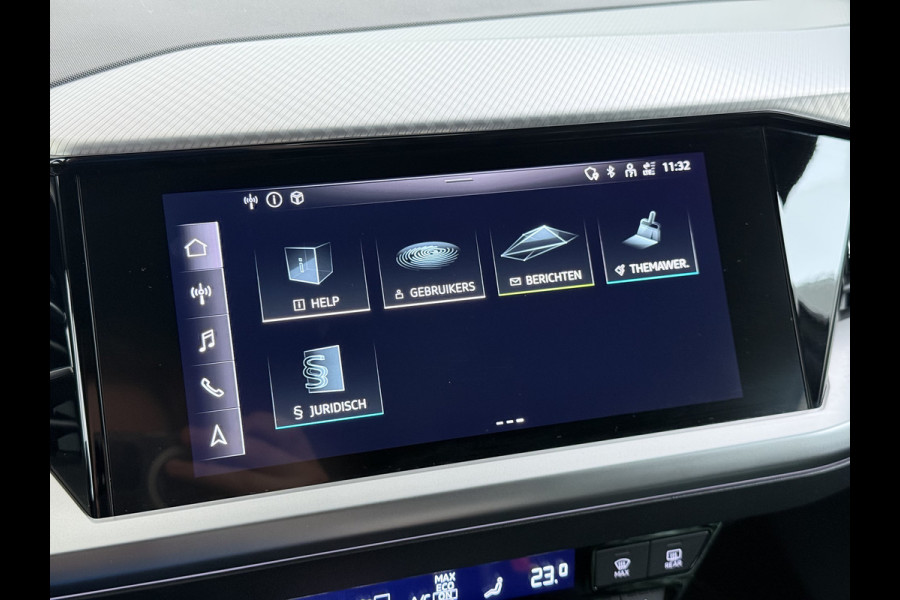 Audi Q4 e-tron 50 Quattro 300pk 82kWh BOMVOL Leer SONOS®-Hifi Navi Camera Adap.Cruise Elek.Stoelen+Memory+Verwarming Apple Carplay Android Auto SOH 95%Launch Ed. Advanced Plus DAB Matrix LED Lmv  € 76.000 nieuw 1e Eigenaar Origineel Nederlandse Auto Dealeronderhouden