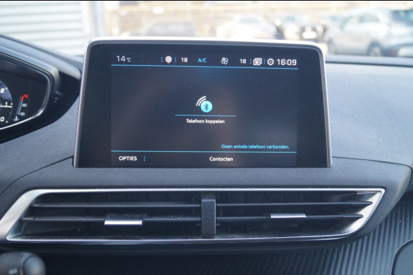 Peugeot 5008 1.2 PureTech 130pk Executive 7-persoons -NW.MOTOR-NAVI-ECC-