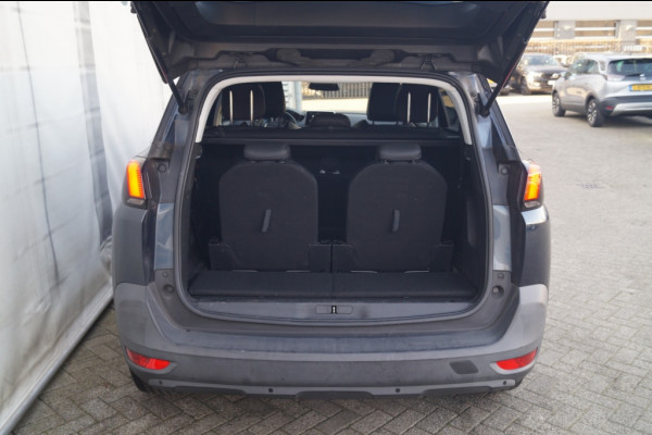 Peugeot 5008 1.2 PureTech 130pk Executive 7-persoons -NW.MOTOR-NAVI-ECC-