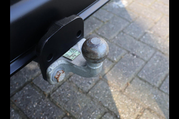 Peugeot Partner 1.5 BLUEHDI 100 PK PREMIUM + BOTT KAST | 230V OMVORMER | TREKHAAK | APPLE CARPLAY