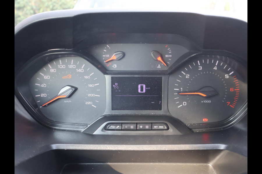 Peugeot Partner 1.5 BLUEHDI 100 PK PREMIUM + BOTT KAST | 230V OMVORMER | TREKHAAK | APPLE CARPLAY