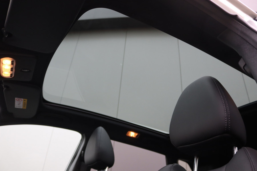 Nissan QASHQAI 1.2DIG-T 116PK Tekna + Pano-dak/Leder/360-Camera/Winter-pack/Trekhaak