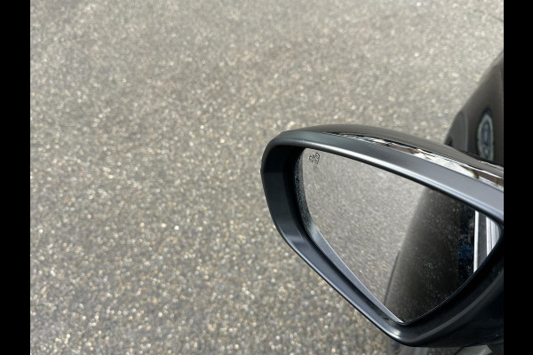 Peugeot 3008 1.6 HYbrid 225 GT Pack Business PANO| BLACK PACK| VAN €29.900,- NU VOOR SLECHTS €27.877,- Uw LENTEVOORDEEL €2.023,-| FOCAL AUDIO| CAMERA VOOR + ACHTER| ADAPTIVE CRUISE| DODE HOEK SENSOR| ELEK. ACHTERKLEP| STOELVERWARMING