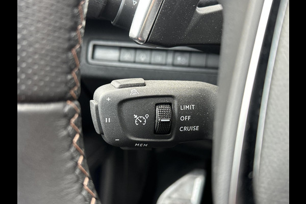 Peugeot 3008 1.6 HYbrid 225 GT Pack Business PANO| BLACK PACK| VAN €29.900,- NU VOOR SLECHTS €27.877,- Uw LENTEVOORDEEL €2.023,-| FOCAL AUDIO| CAMERA VOOR + ACHTER| ADAPTIVE CRUISE| DODE HOEK SENSOR| ELEK. ACHTERKLEP| STOELVERWARMING