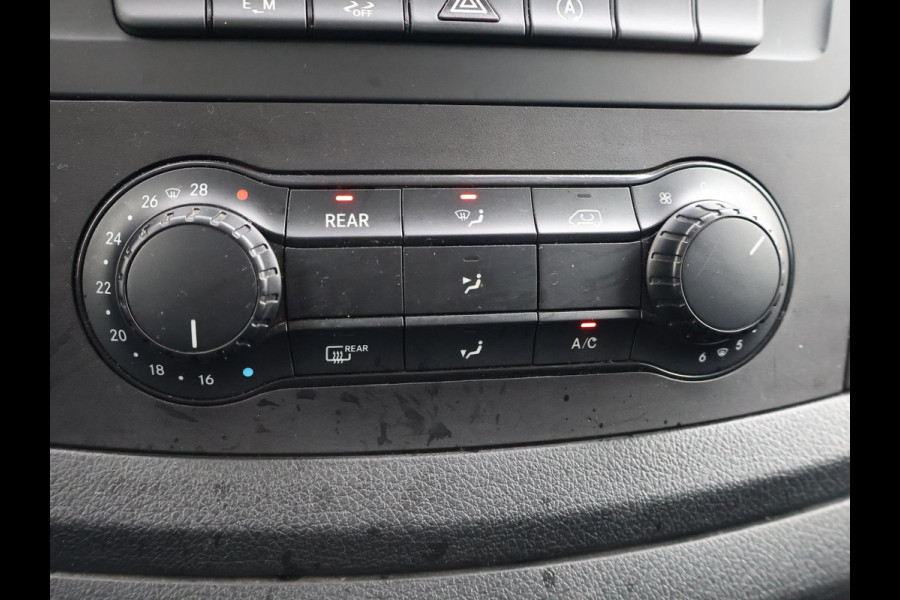 Mercedes-Benz Vito 114 CDI 136 PK AUT. LANG DUBBEL CABINE + LEDER | 19 INCH LMV | TREKHAAK | NAVIGATIE