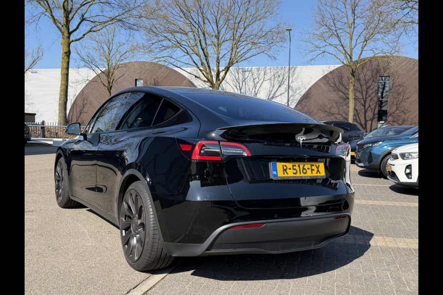 Tesla Model Y Performance AWD 75 kWh SOH 93% VAN €38.900,- NU VOOR SLECHTS €35.877,- Uw LENTEVOORDEEL €3.023,-AUTOPILOT| 21 INCH TURBINE VELGEN| ACHTERBANK VERWARMD| STOEL + STUURVERWARMING |DE HOOGVOLTACCU EN AANDRIJFLIJN GARANTIE TOT 2030 of 192.000KM |