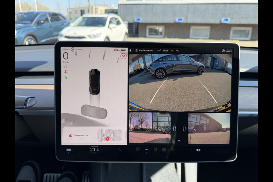 Tesla Model Y Performance AWD 75 kWh SOH 93% VAN €38.900,- NU VOOR SLECHTS €35.877,- Uw LENTEVOORDEEL €3.023,-AUTOPILOT| 21 INCH TURBINE VELGEN| ACHTERBANK VERWARMD| STOEL + STUURVERWARMING |DE HOOGVOLTACCU EN AANDRIJFLIJN GARANTIE TOT 2030 of 192.000KM |