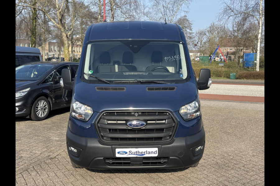 Ford Transit 350 2.0 TDCI L2H2 Trend | SCI | 130pk | Trekhaak | Achteruitrijcamera | Cruise control | Airco | Bluetooth | Voorruitverwarming | 3 zitplaatsen