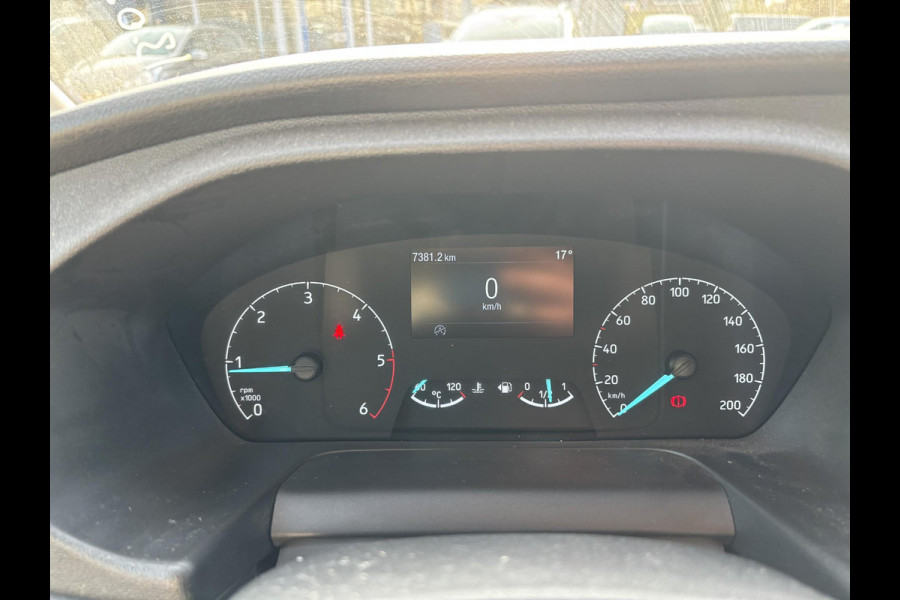 Ford Transit 350 2.0 TDCI L2H2 Trend | SCI | 130pk | Trekhaak | Achteruitrijcamera | Cruise control | Airco | Bluetooth | Voorruitverwarming | 3 zitplaatsen