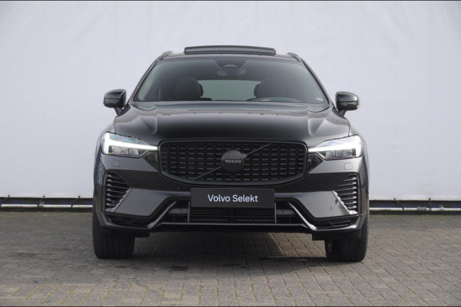 Volvo XC60 T6 350PK Plug-in hybrid AWD Ultra Black Edition / Navigatie / Adaptieve Cruise control / Head Up-Display / Panorama dak / Elektrische stoelen met geheugen / Stuurverwarming / Stoelverwarming v+a / 360 Camera /