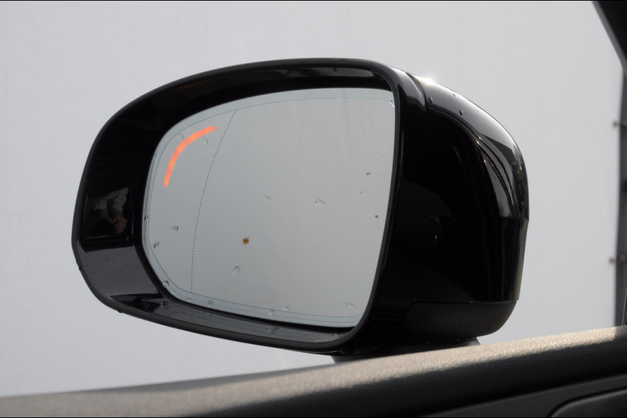 Volvo XC60 T6 350PK Plug-in hybrid AWD Ultra Black Edition / Navigatie / Adaptieve Cruise control / Head Up-Display / Panorama dak / Elektrische stoelen met geheugen / Stuurverwarming / Stoelverwarming v+a / 360 Camera /