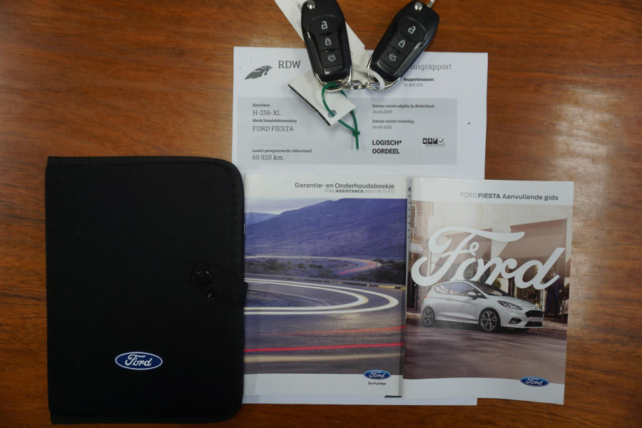 Ford Fiesta 1.0 EcoB.95PK Titanium/Camera/Winter Pack/ Driverassistance Pack!