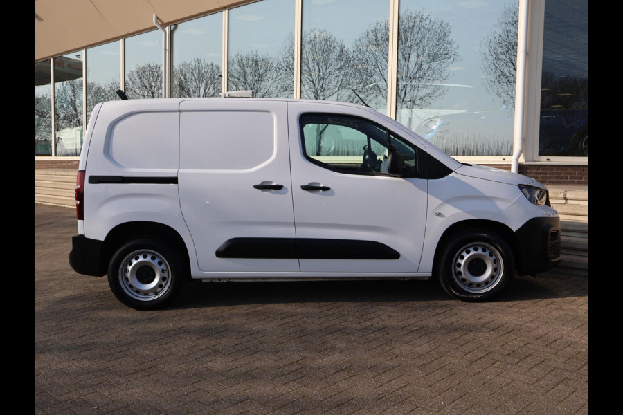 Peugeot Partner 1.5 BLUEHDI 100 PK PREMIUM + BOTT KAST | 230V OMVORMER | TREKHAAK | APPLE CARPLAY