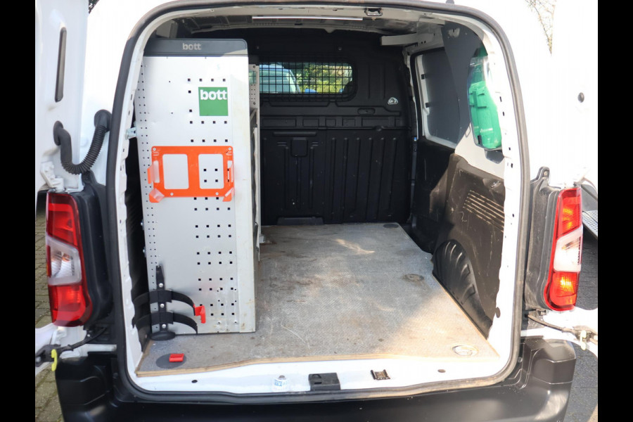 Peugeot Partner 1.5 BLUEHDI 100 PK PREMIUM + BOTT KAST | 230V OMVORMER | TREKHAAK | APPLE CARPLAY