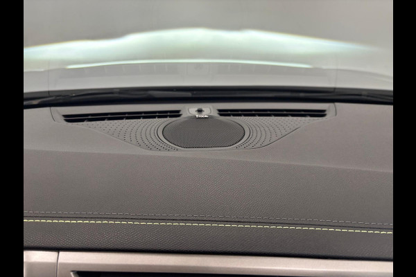 Peugeot 308 1.6 Plug-in Hybrid 180 GT Panoramadak Adaptive Cruise Control Full LED PDC VA+ Camera 18" LM Velgen Ambiente verlichting