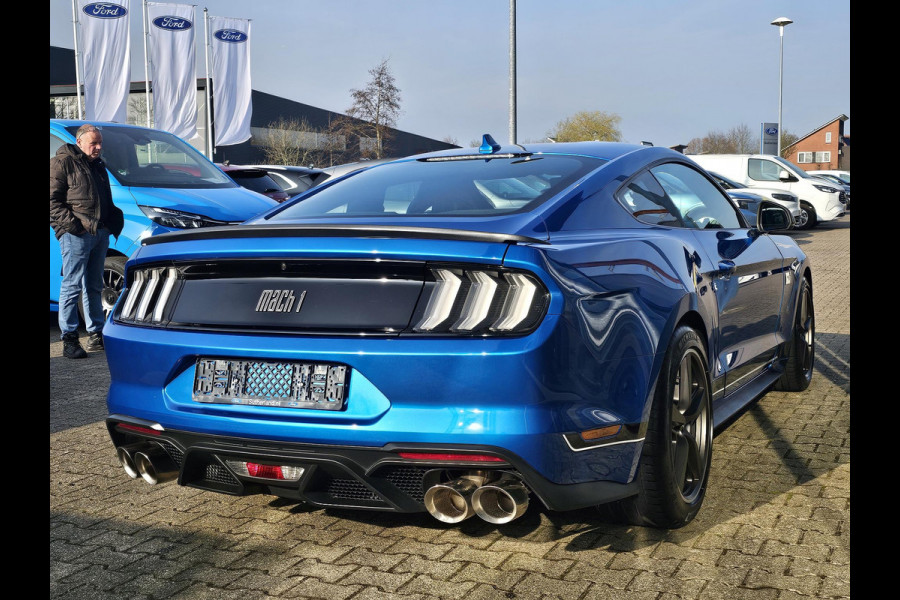 Ford Mustang Fastback 5.0 V8 Mach-1 | Handgeschakeld | 460pk | EU versie | Dealer onderhouden |  Bang&Olufsen | Camera