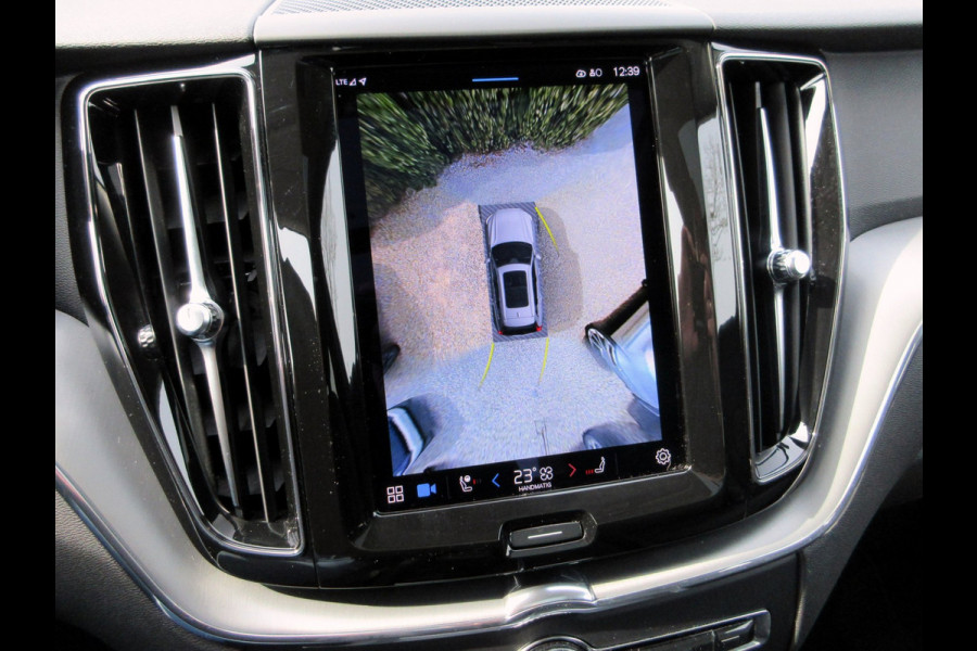 Volvo XC60 B4 Ultimate Bright Automaat*Dig. Dashb.*Pano.dak*