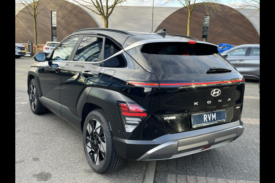 Hyundai Kona 1.6 GDI HEV Comfort Smart VAN €30.900,- NU VOOR SLECHTS €26.877,- Uw LENTEVOORDEEL €4.023,-| ELEK. ACHTERKLEP| STOEL + STUURVERWARMING| FABRIEKSGARANTIE HYUNDAI T/M 01-2029| DODE HOEK SENSOR| 360 CAMERA| ADAPTIVE CRUISE CONTROL|