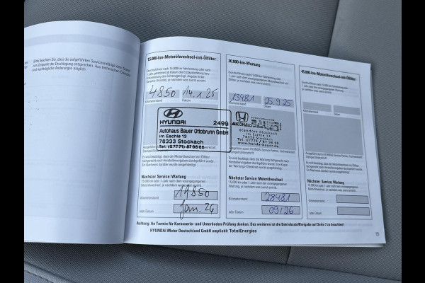 Hyundai Kona 1.6 GDI HEV Comfort Smart VAN €30.900,- NU VOOR SLECHTS €26.877,- Uw LENTEVOORDEEL €4.023,-| ELEK. ACHTERKLEP| STOEL + STUURVERWARMING| FABRIEKSGARANTIE HYUNDAI T/M 01-2029| DODE HOEK SENSOR| 360 CAMERA| ADAPTIVE CRUISE CONTROL|