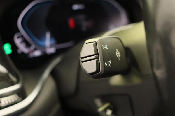 BMW 7 Serie 745e High Executive *M Sport* Xpel Massage 394 pk Panorama dak