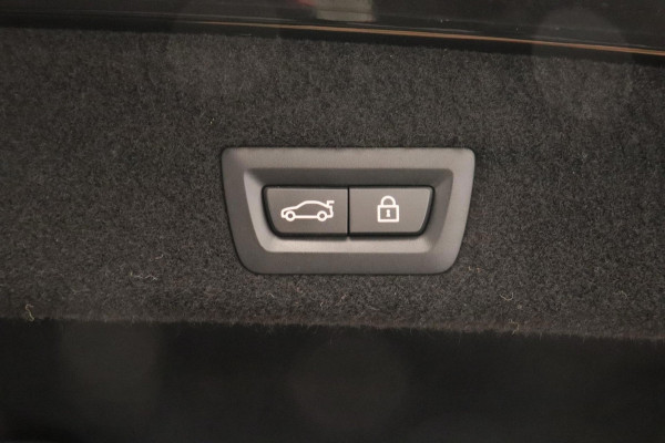 BMW 7 Serie 745e High Executive *M Sport* Xpel Massage 394 pk Panorama dak