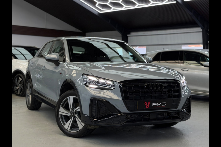 Audi Q2 35 TFSI 2x S-Line Edition CarPlay Camera