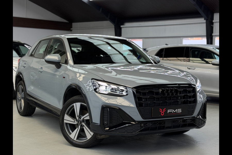 Audi Q2 35 TFSI 2x S-Line Edition CarPlay Camera