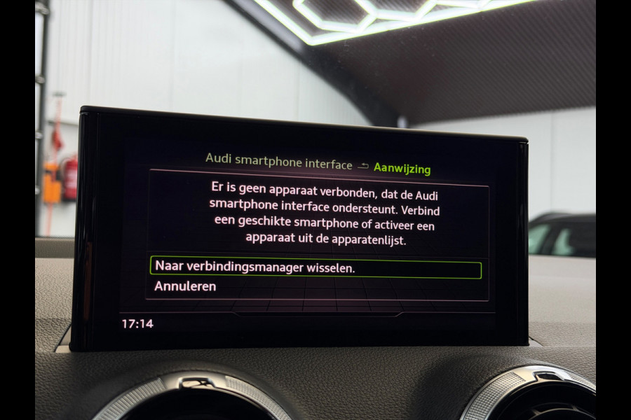 Audi Q2 35 TFSI 2x S-Line Edition CarPlay Camera