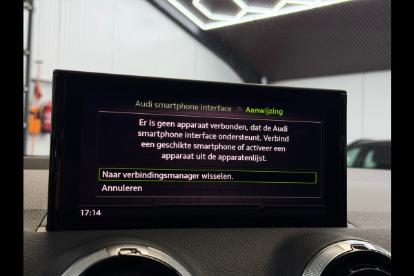 Audi Q2 35 TFSI 2x S-Line Edition CarPlay Camera