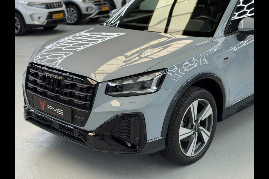 Audi Q2 35 TFSI 2x S-Line Edition CarPlay Camera