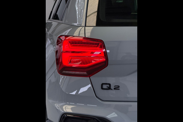 Audi Q2 35 TFSI 2x S-Line Edition CarPlay Camera