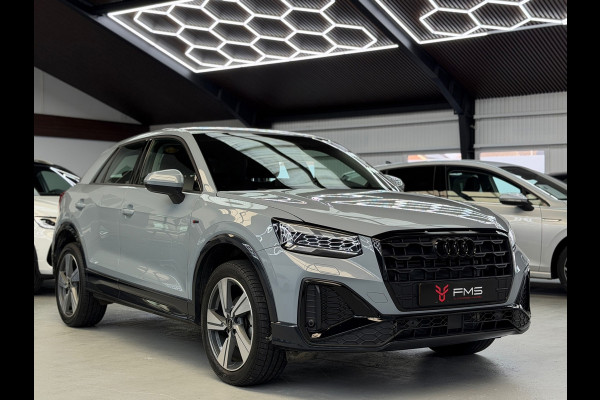 Audi Q2 35 TFSI 2x S-Line Edition CarPlay Camera