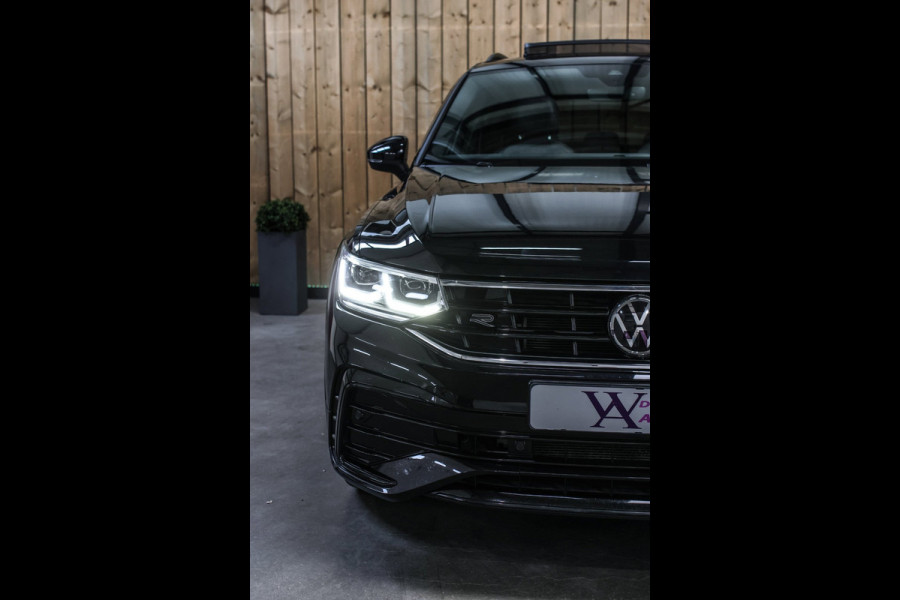 Volkswagen Tiguan 1.4 TSI eHybrid R-Line *Pano*Camera*Trekhaak*Black Style*